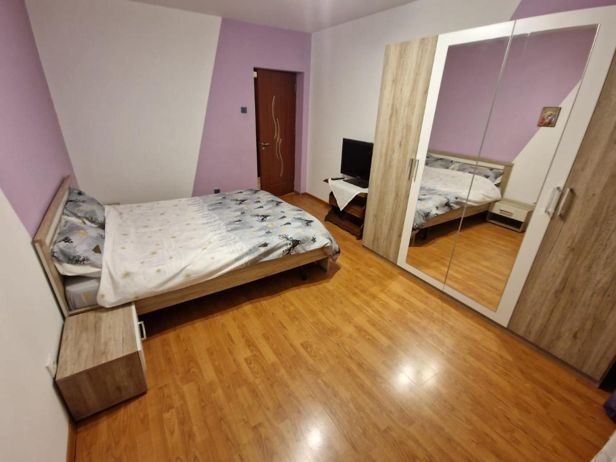 Апартаменти Apartament Victoria Тиргу-Жіу Екстер'єр фото