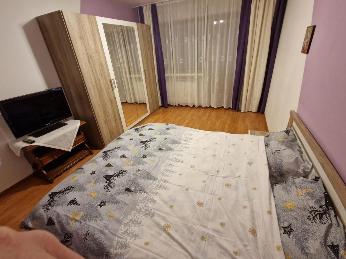 Апартаменти Apartament Victoria Тиргу-Жіу Екстер'єр фото