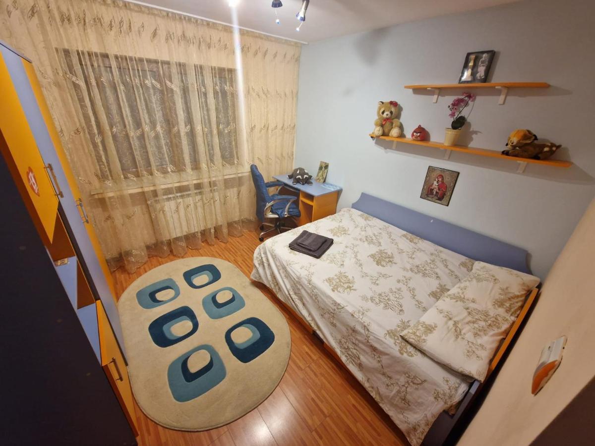 Апартаменти Apartament Victoria Тиргу-Жіу Екстер'єр фото